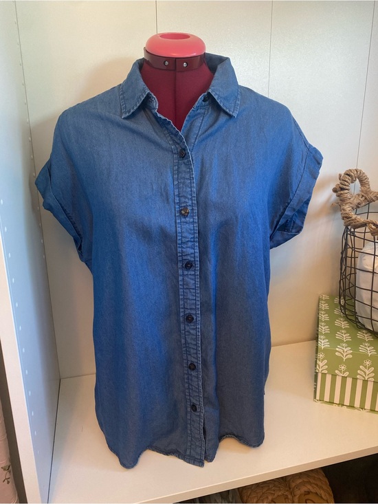 Tilley Tops - Relaxed Blue Denim Button-Down Shirt